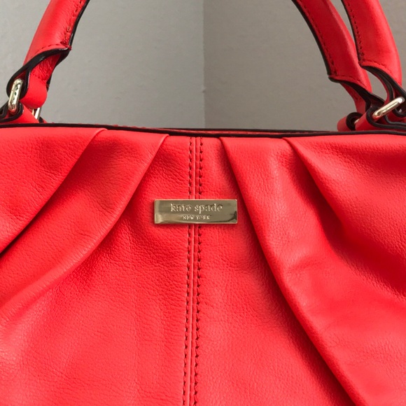 🚨BLACK FRIDAY SALE🚨 ✨Kate Spade ♠️Handbag!! ✨ - Picture 2 of 6